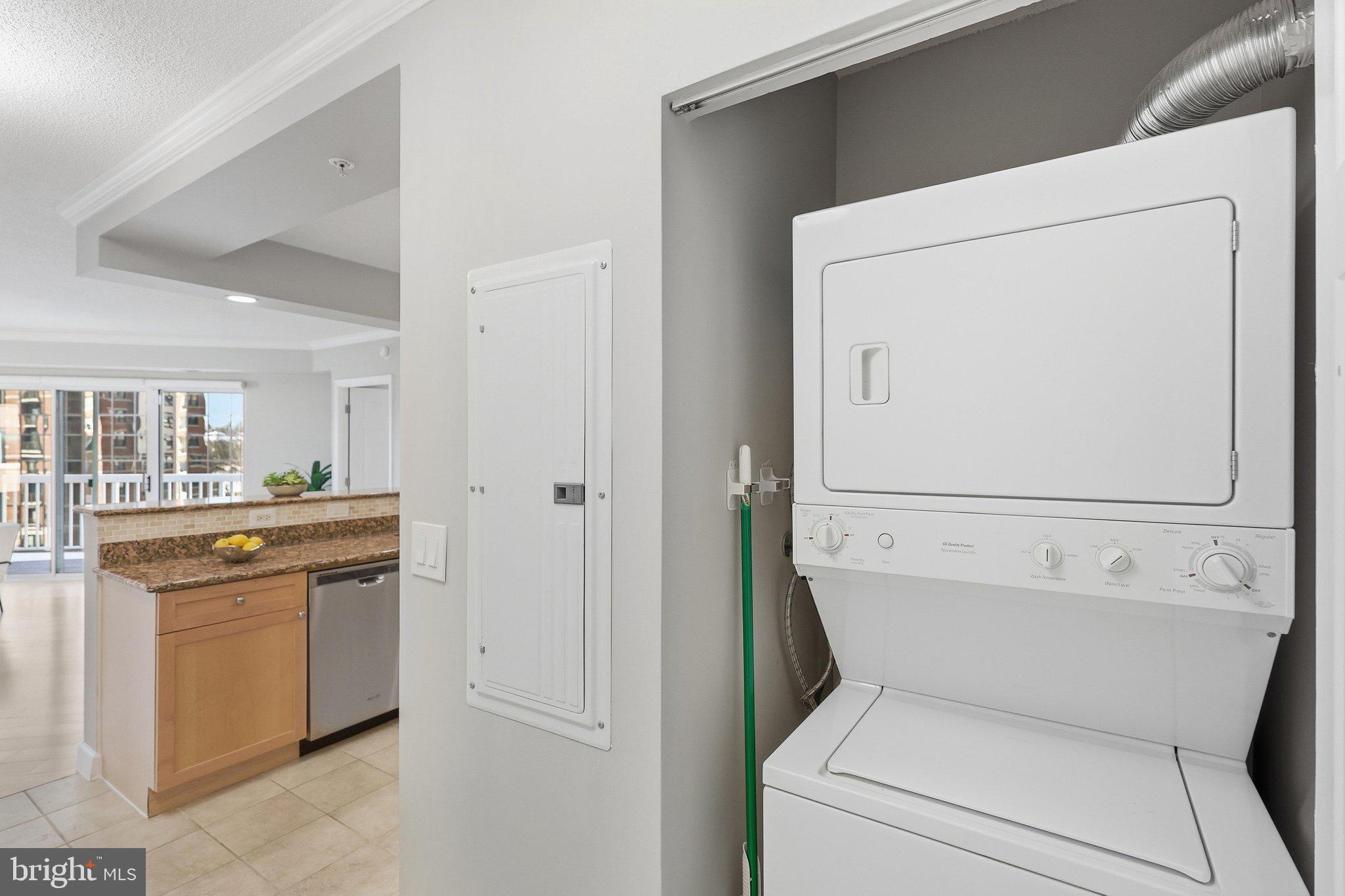 3101 N HAMPTON DRIVE 718