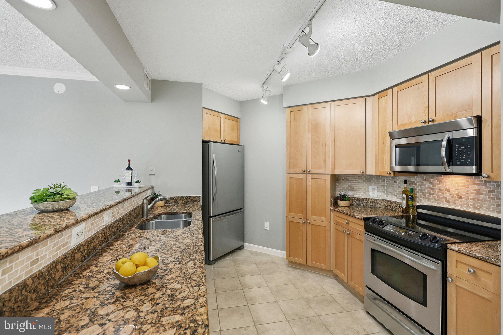 3101 N HAMPTON DRIVE 718