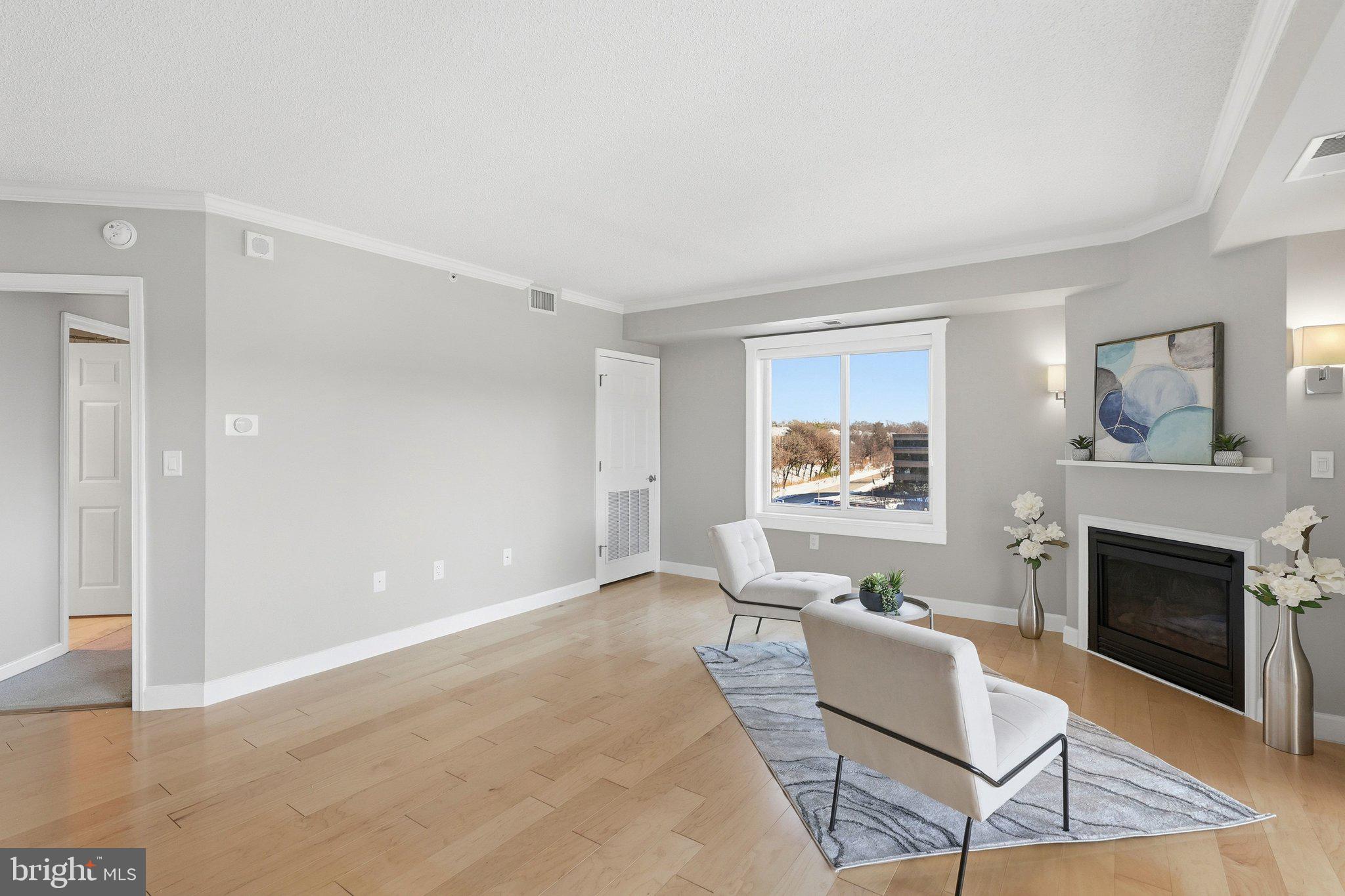 3101 N HAMPTON DRIVE 718