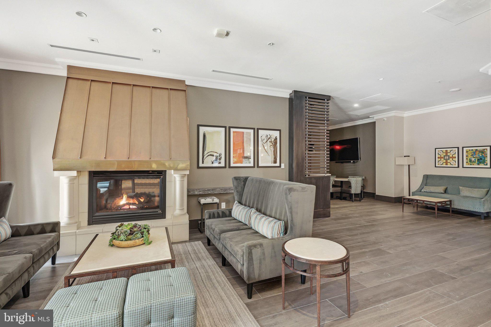 3101 N HAMPTON DRIVE 718