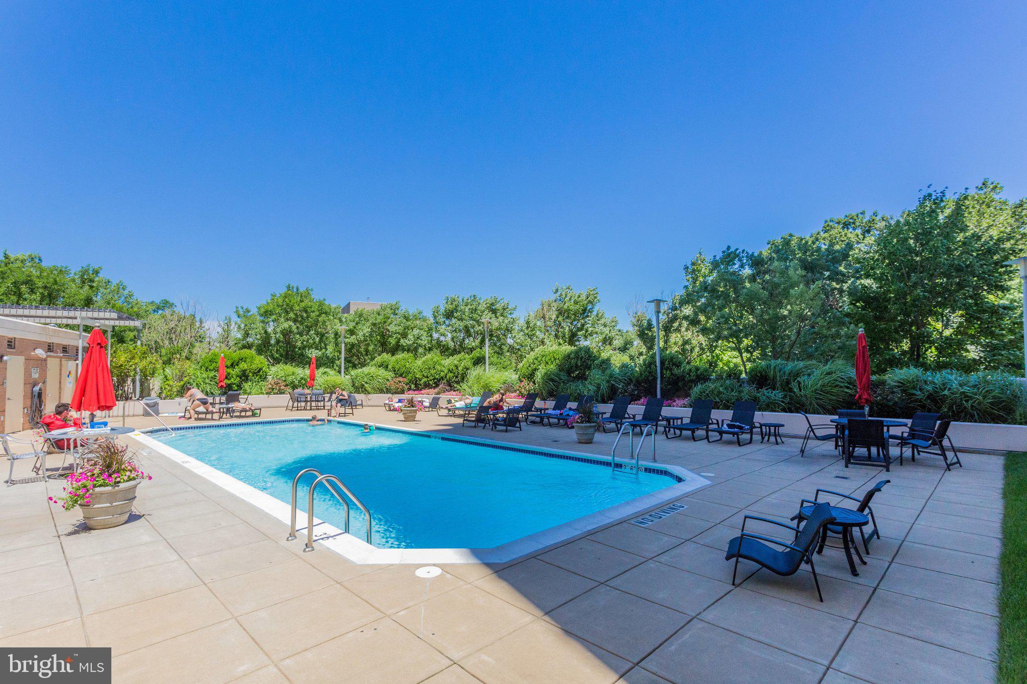 3101 N HAMPTON DRIVE 718