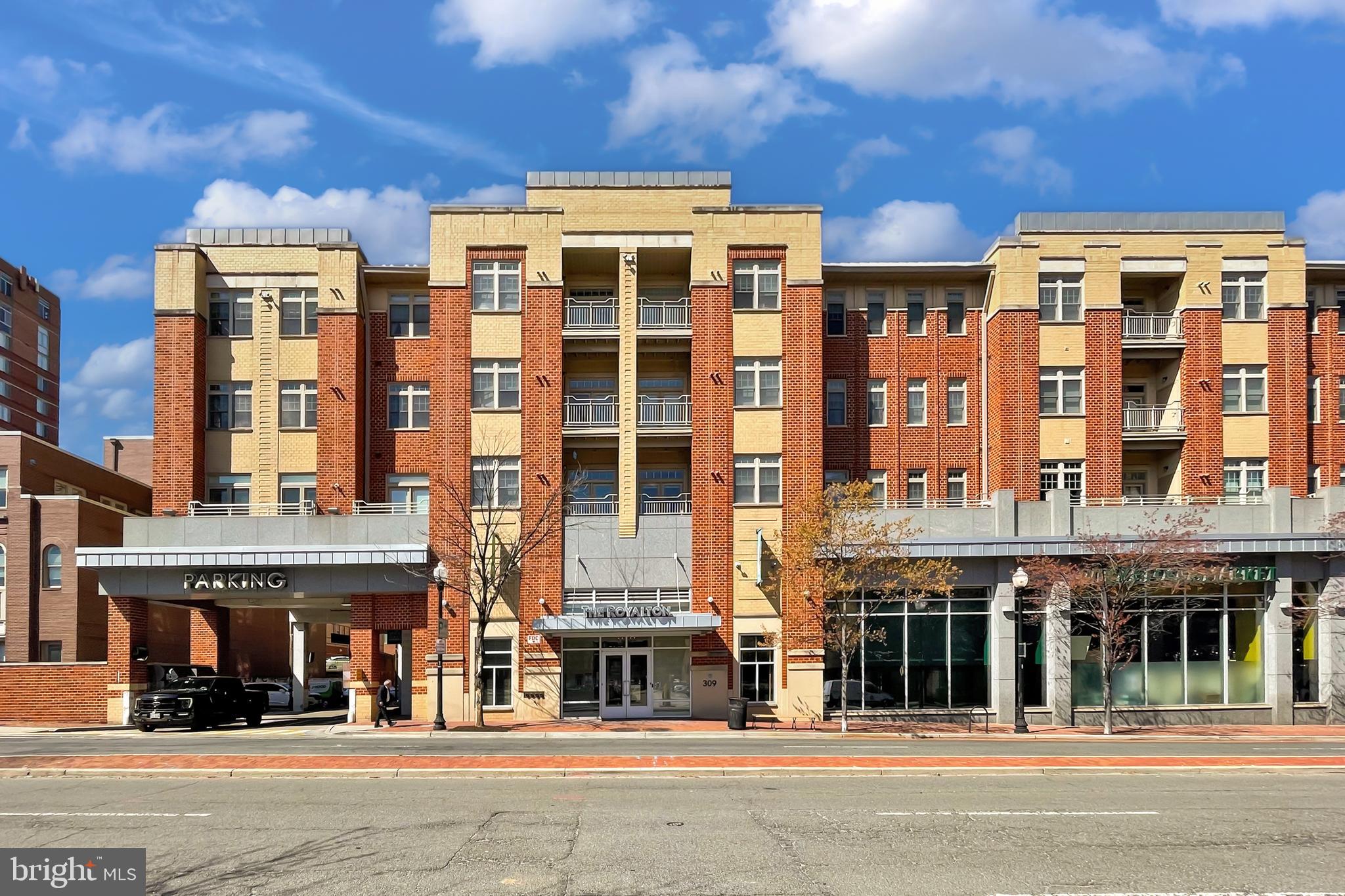 309 HOLLAND LANE 117