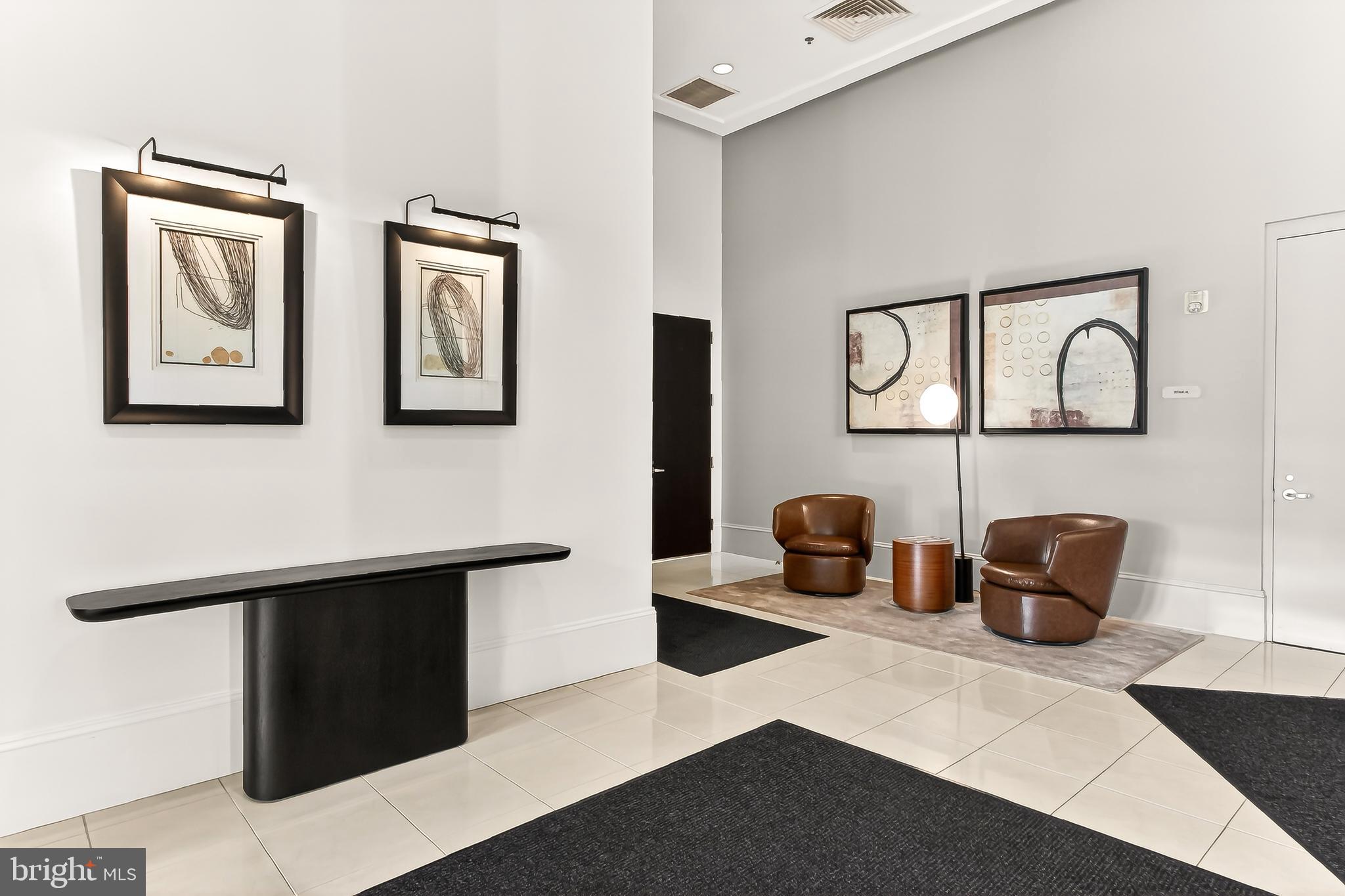 309 HOLLAND LANE 117