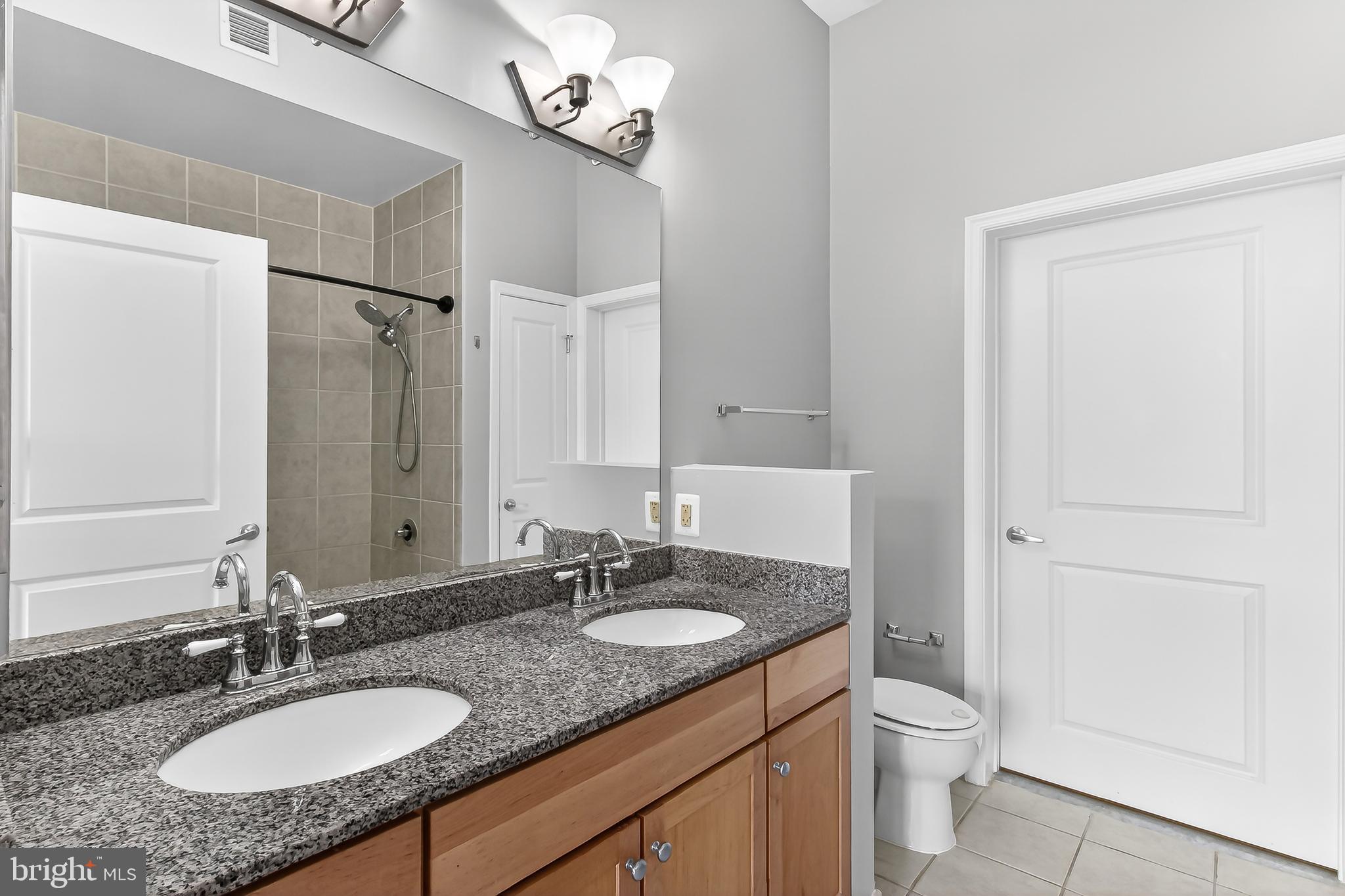 309 HOLLAND LANE 117