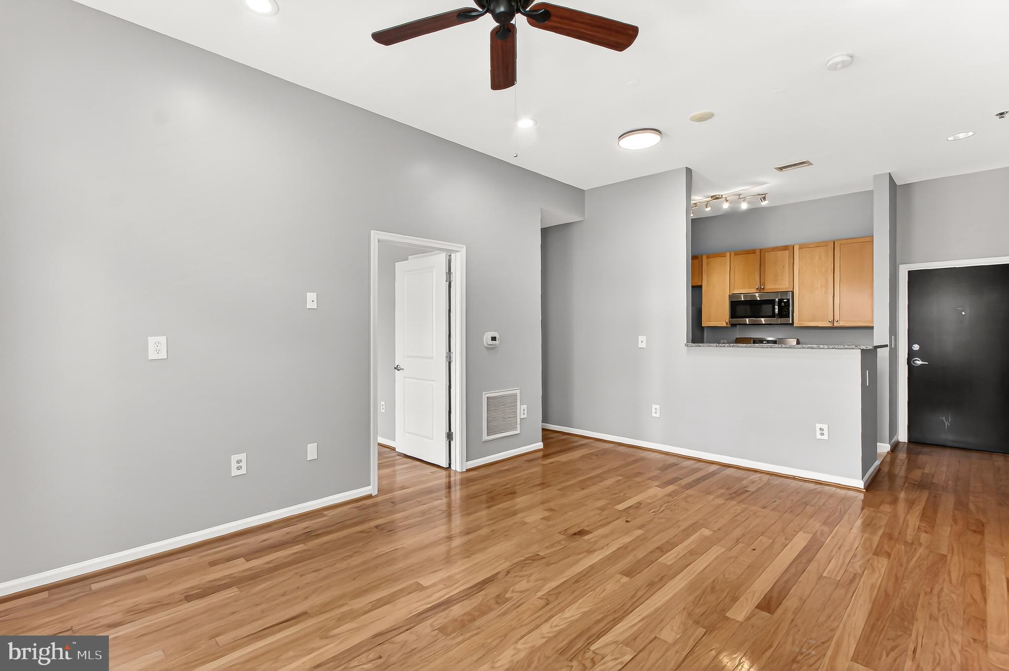 309 HOLLAND LANE 117