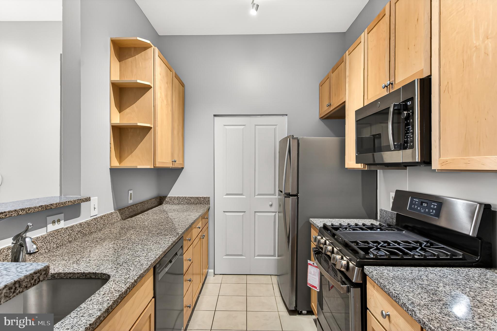 309 HOLLAND LANE 117