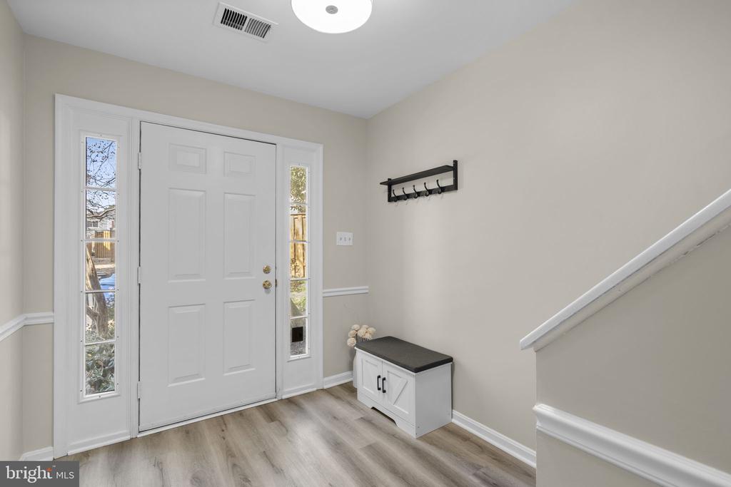 3802 VERMONT COURT