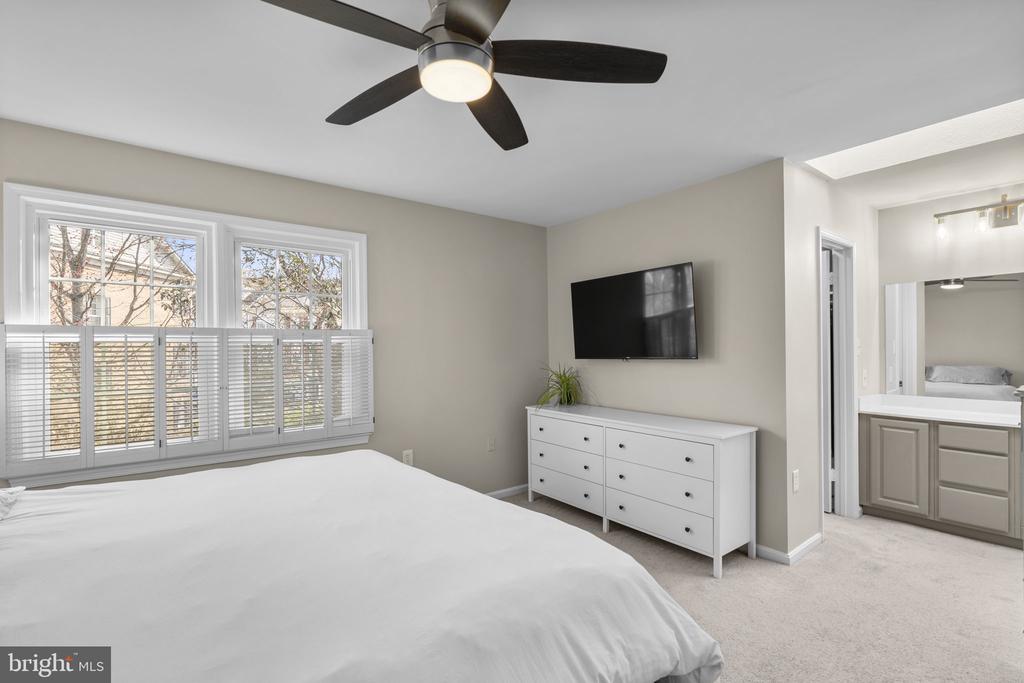 3802 VERMONT COURT