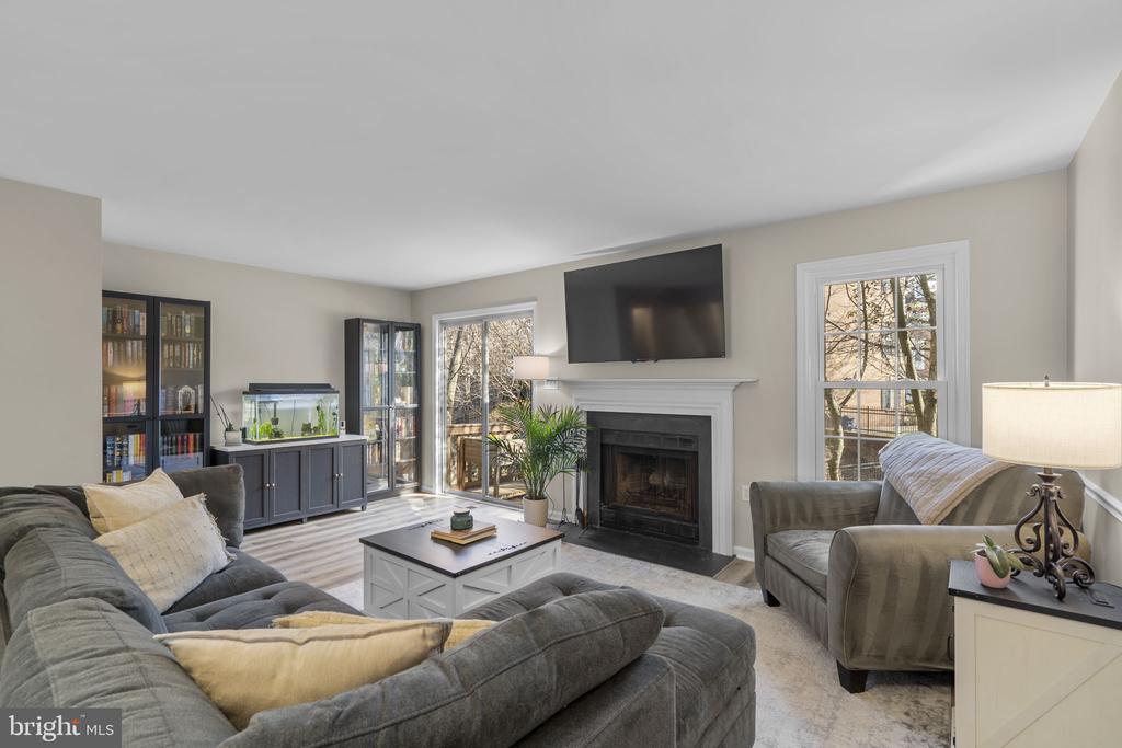 3802 VERMONT COURT