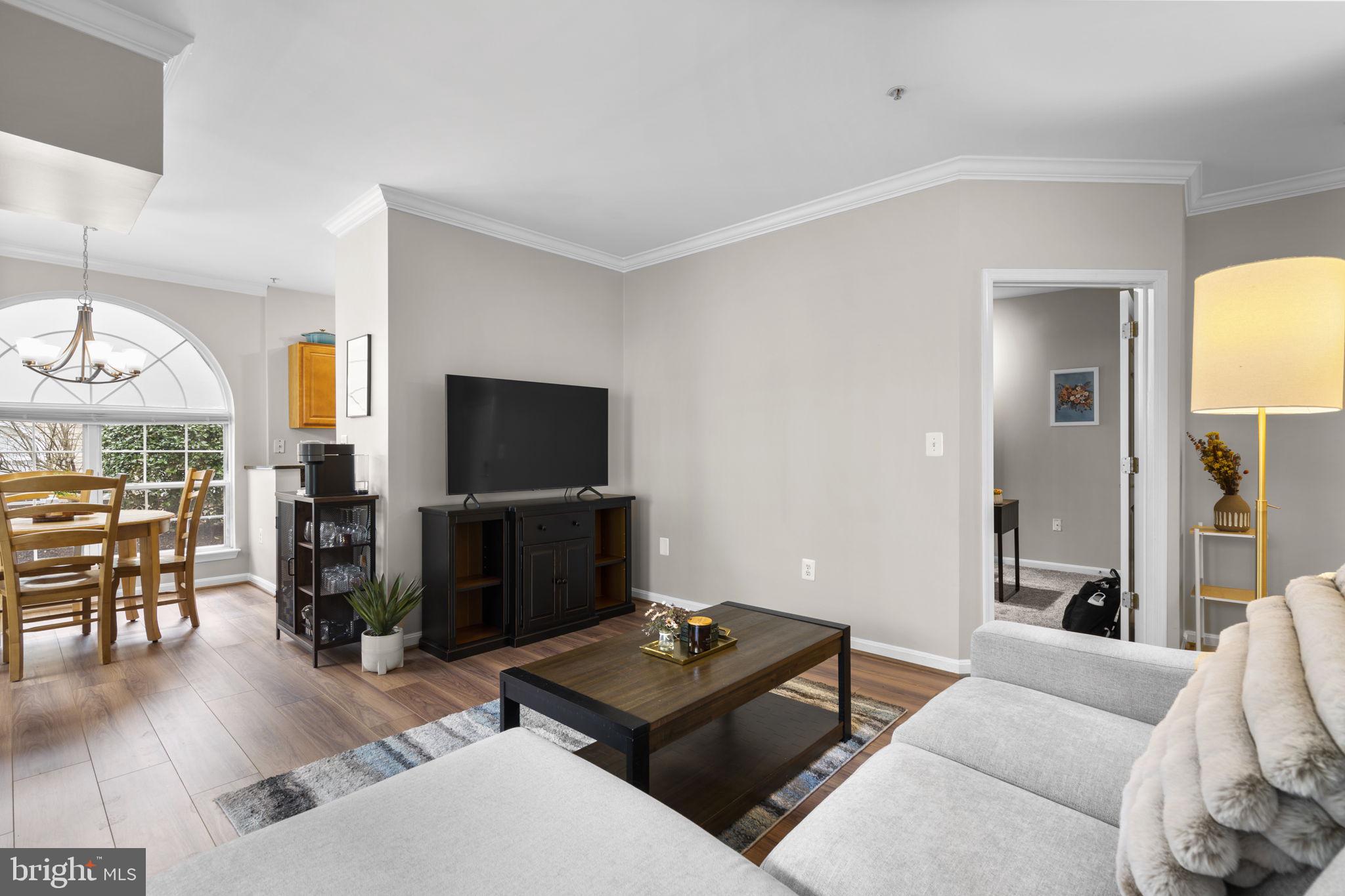 4561 STRUTFIELD LANE 3101