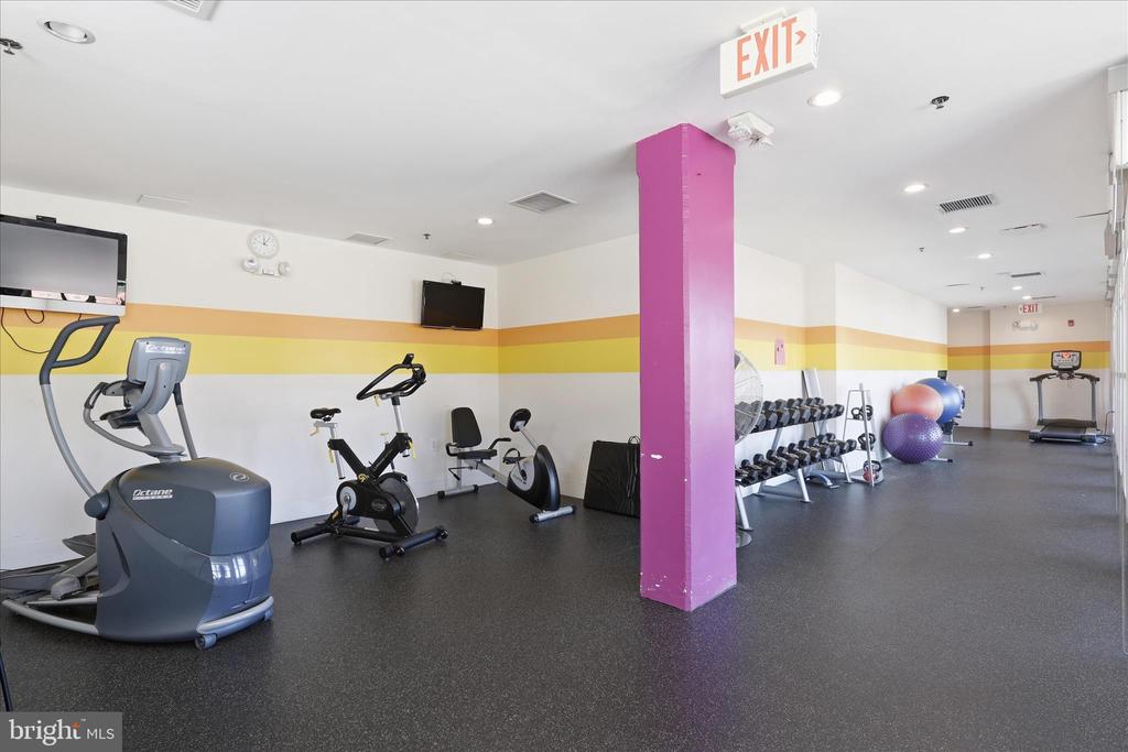 181 E REED AVENUE 411