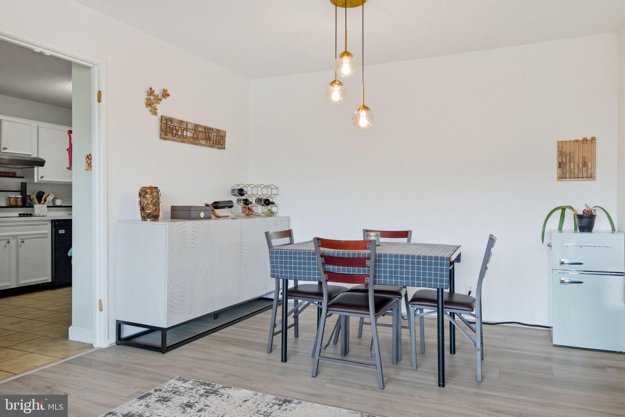 203 YOAKUM PARKWAY 906