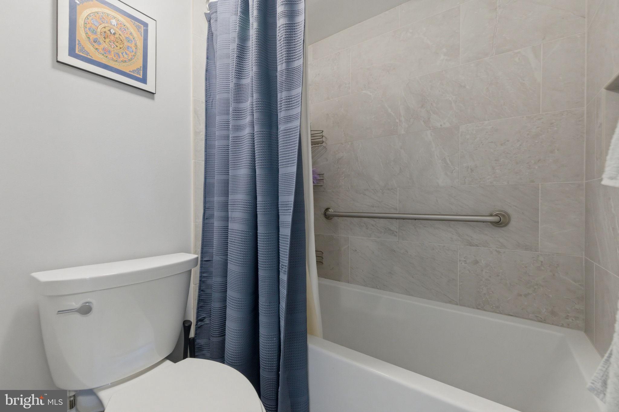 203 YOAKUM PARKWAY 906