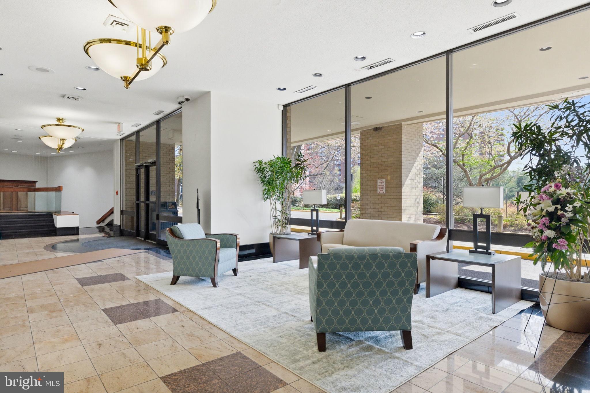 203 YOAKUM PARKWAY 906