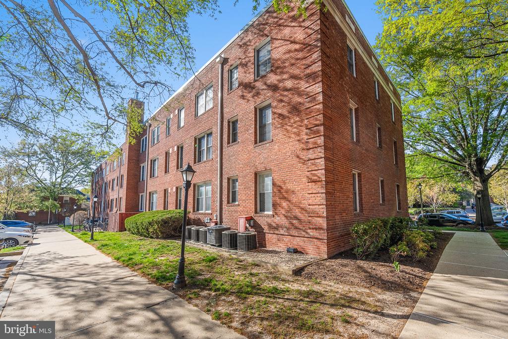 600 BASHFORD LANE 2311