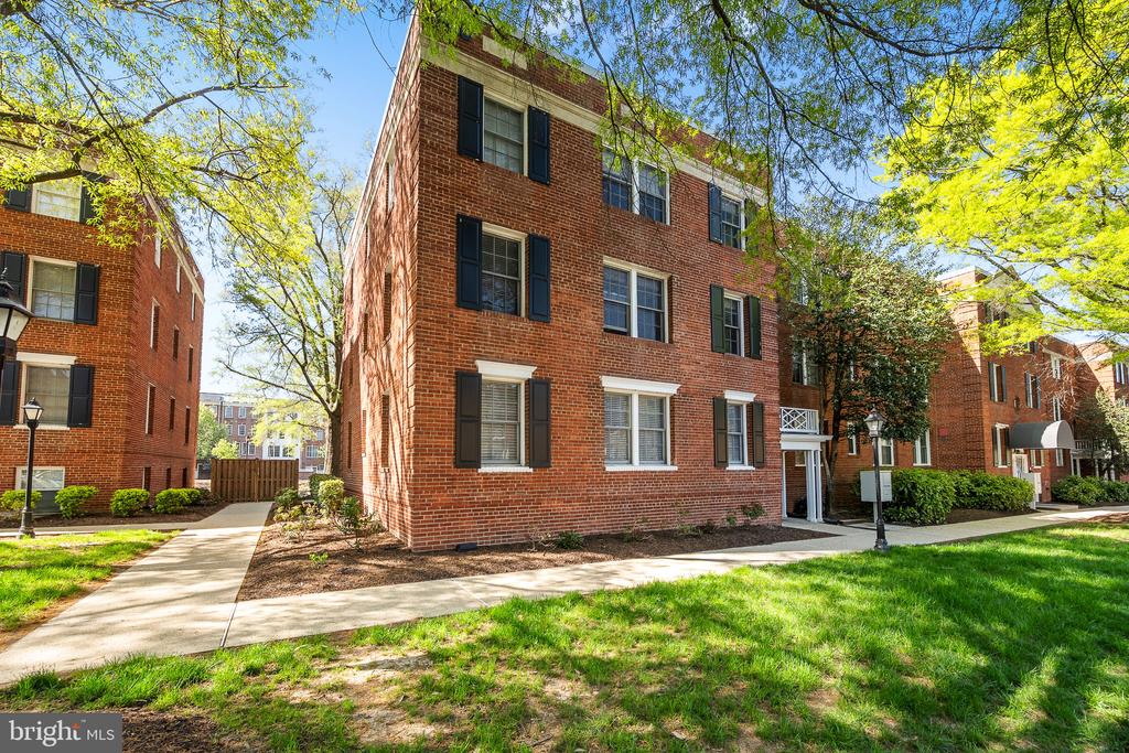 600 BASHFORD LANE 2311