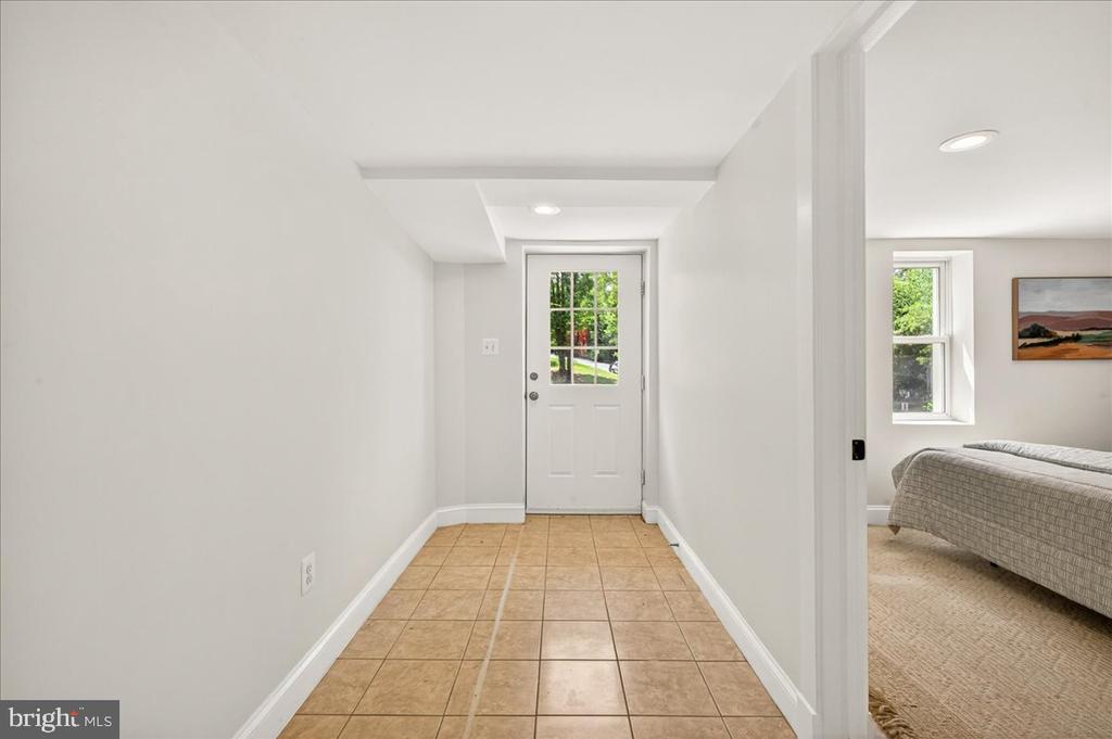 4448 W BRADDOCK ROAD