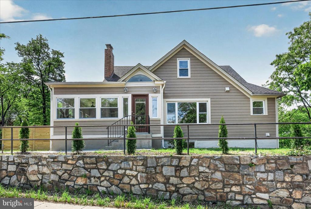 4448 W BRADDOCK ROAD