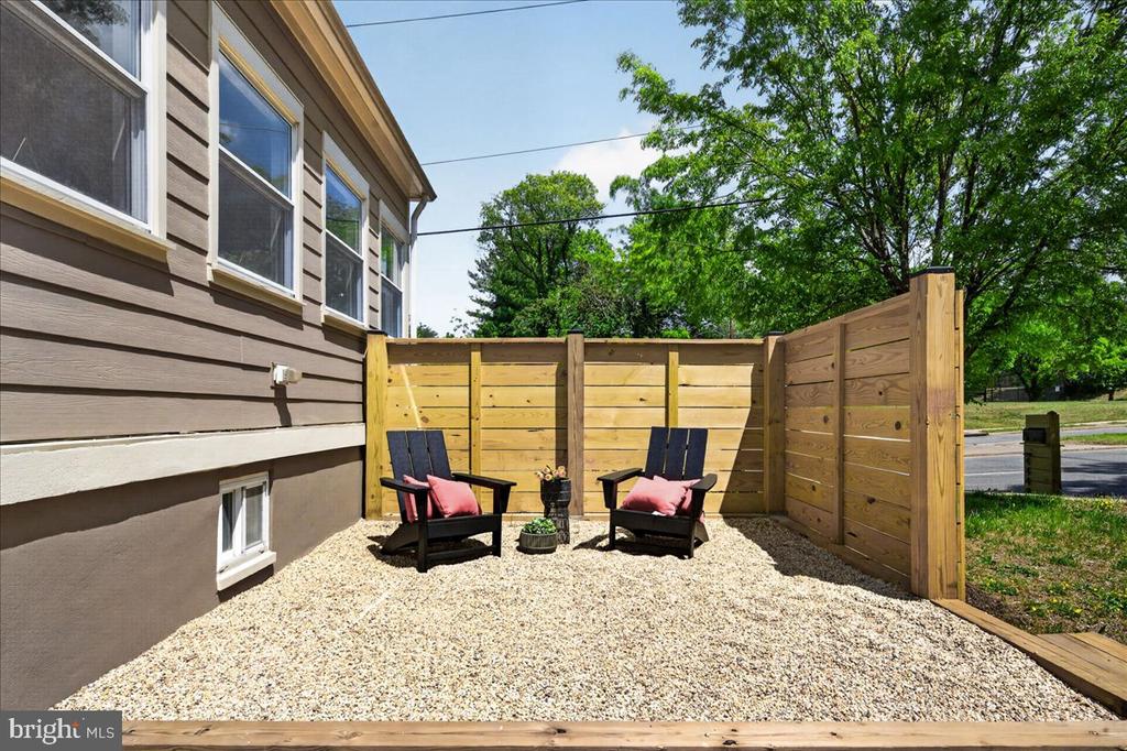 4448 W BRADDOCK ROAD