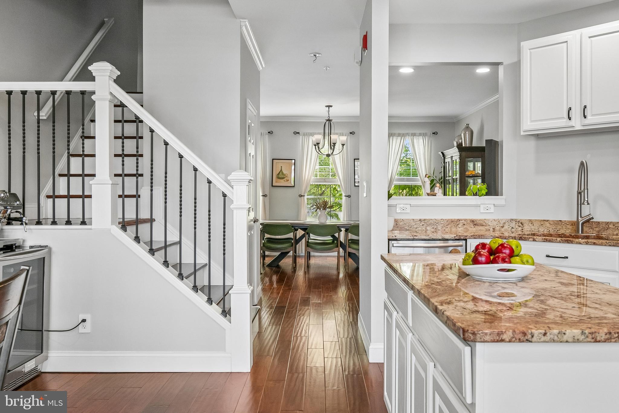 343 HELMUTH LANE