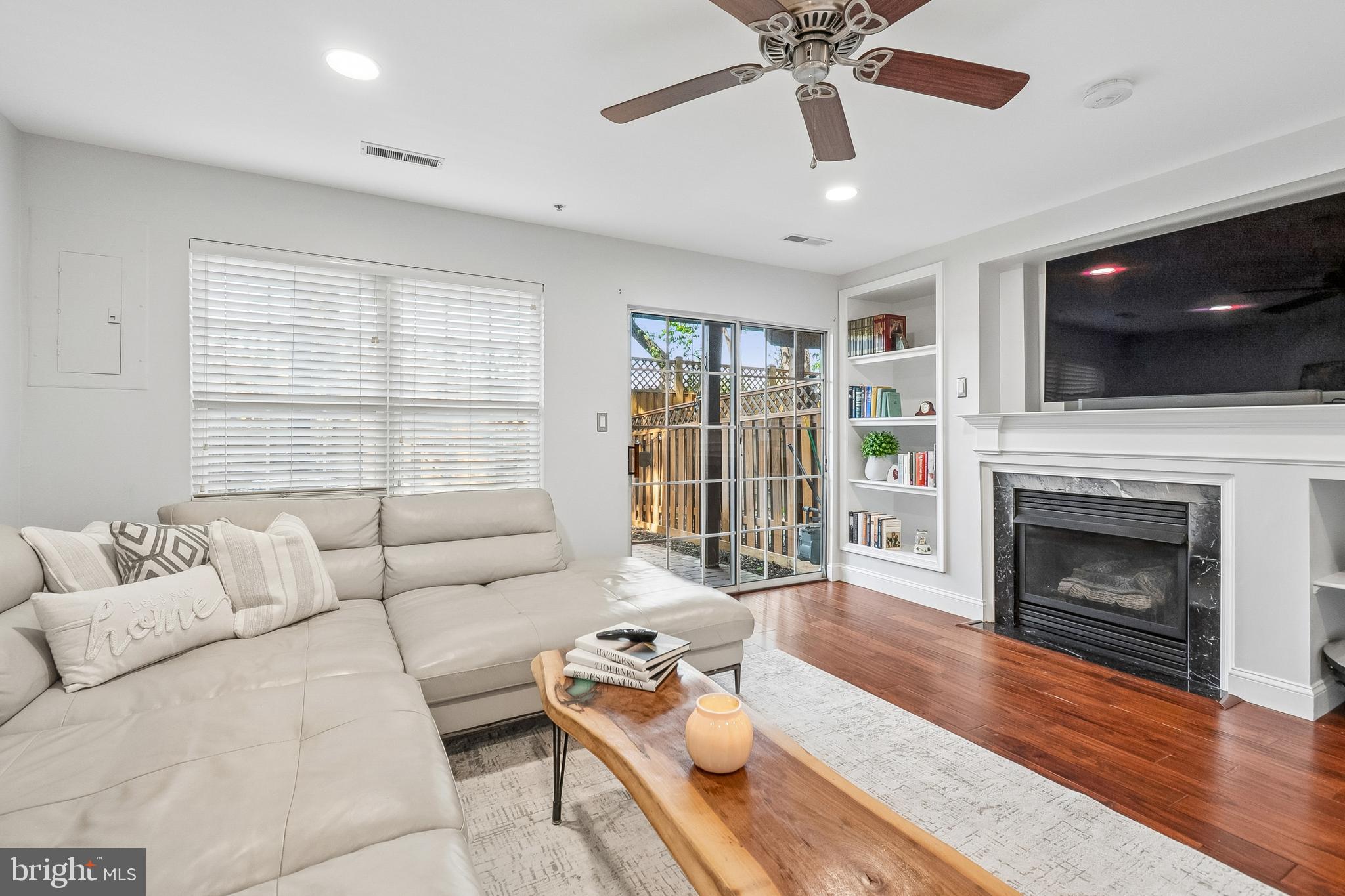 343 HELMUTH LANE