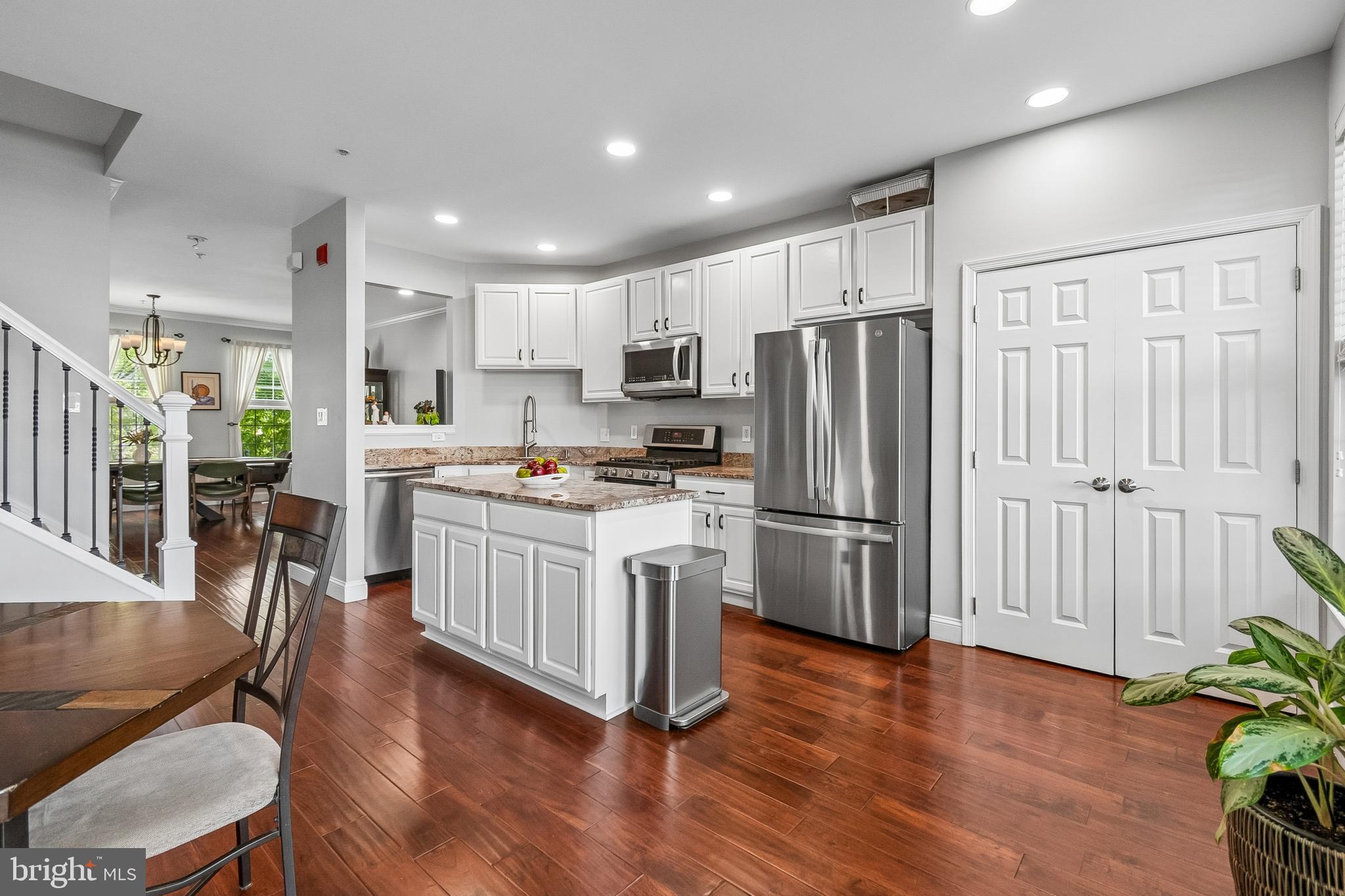 343 HELMUTH LANE