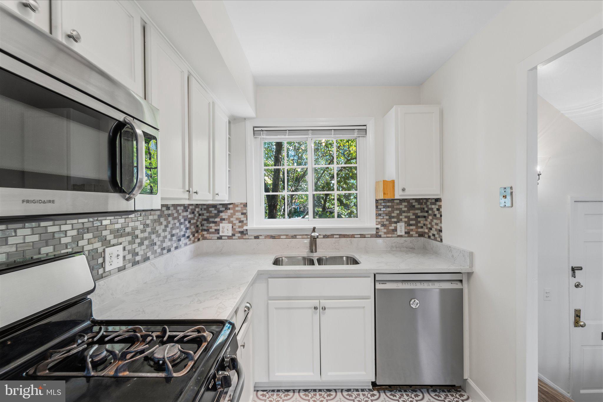 3226 GUNSTON ROAD 720