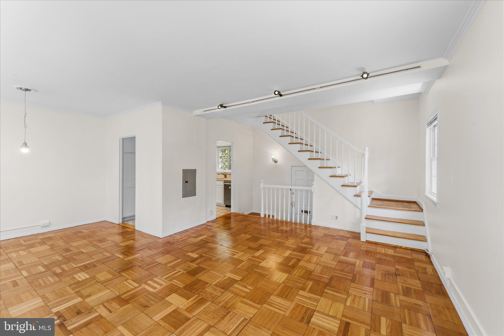 3226 GUNSTON ROAD 720