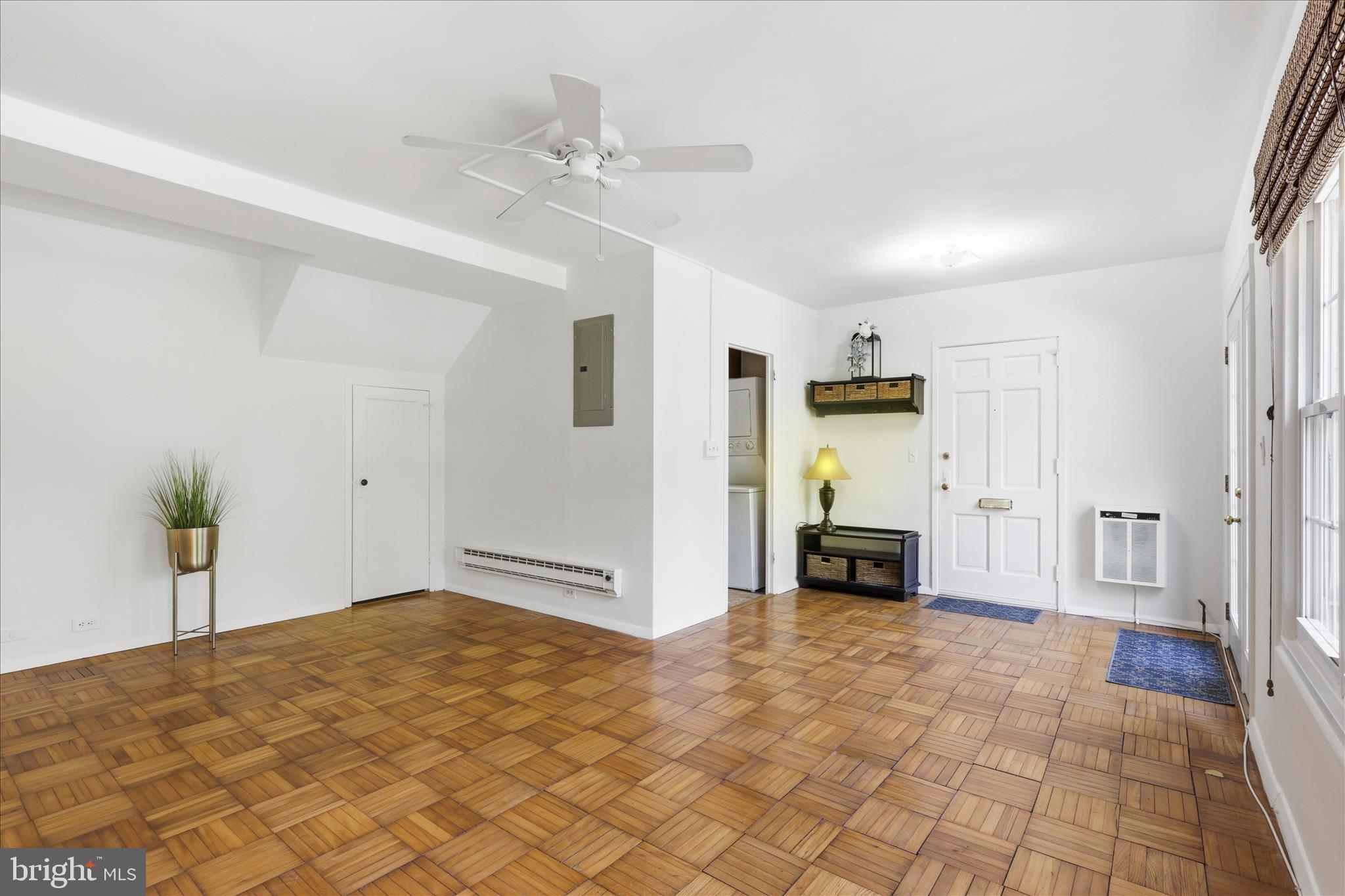 1619 FITZGERALD LANE 912