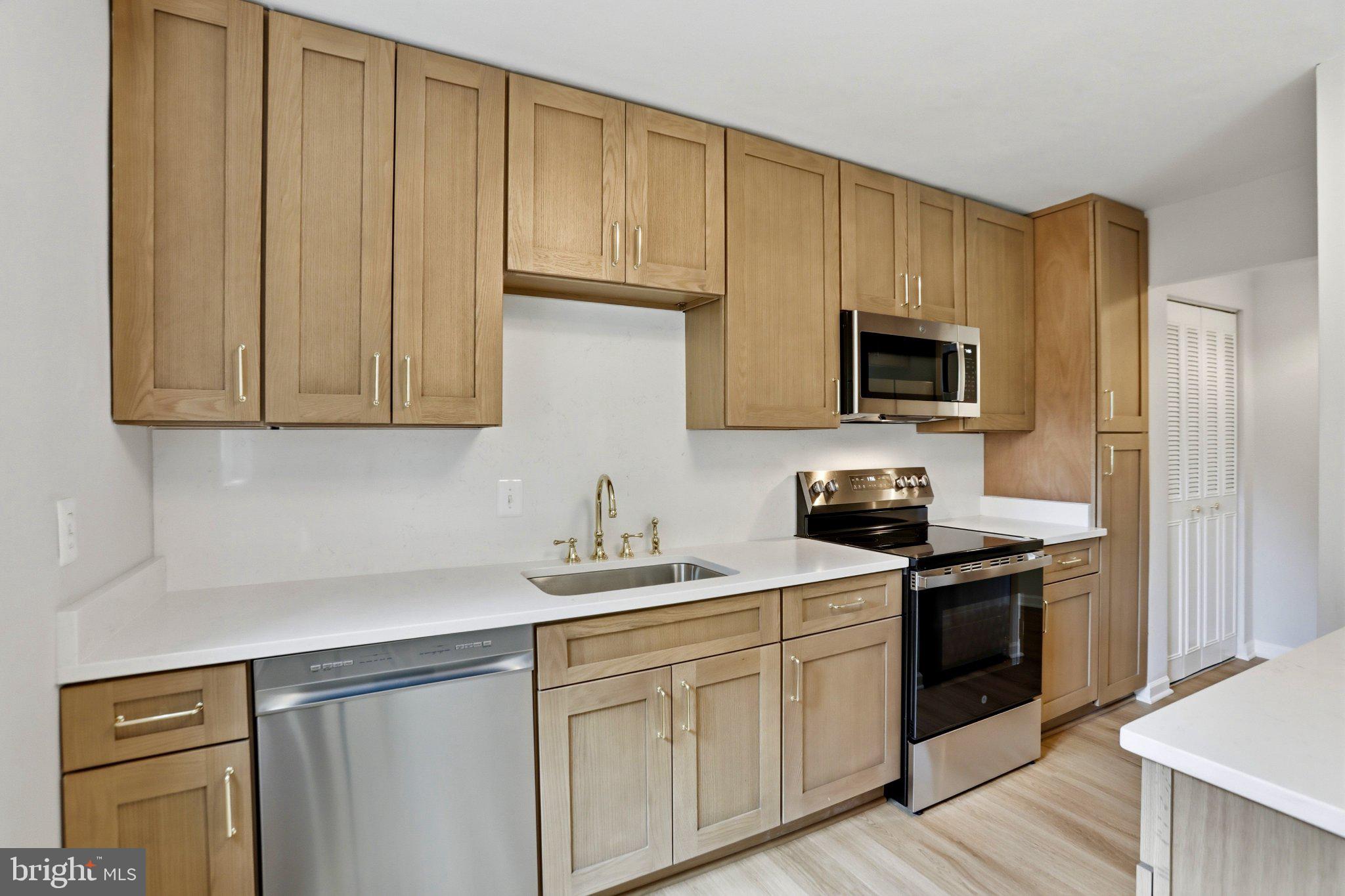 3300 S 28TH STREET 402