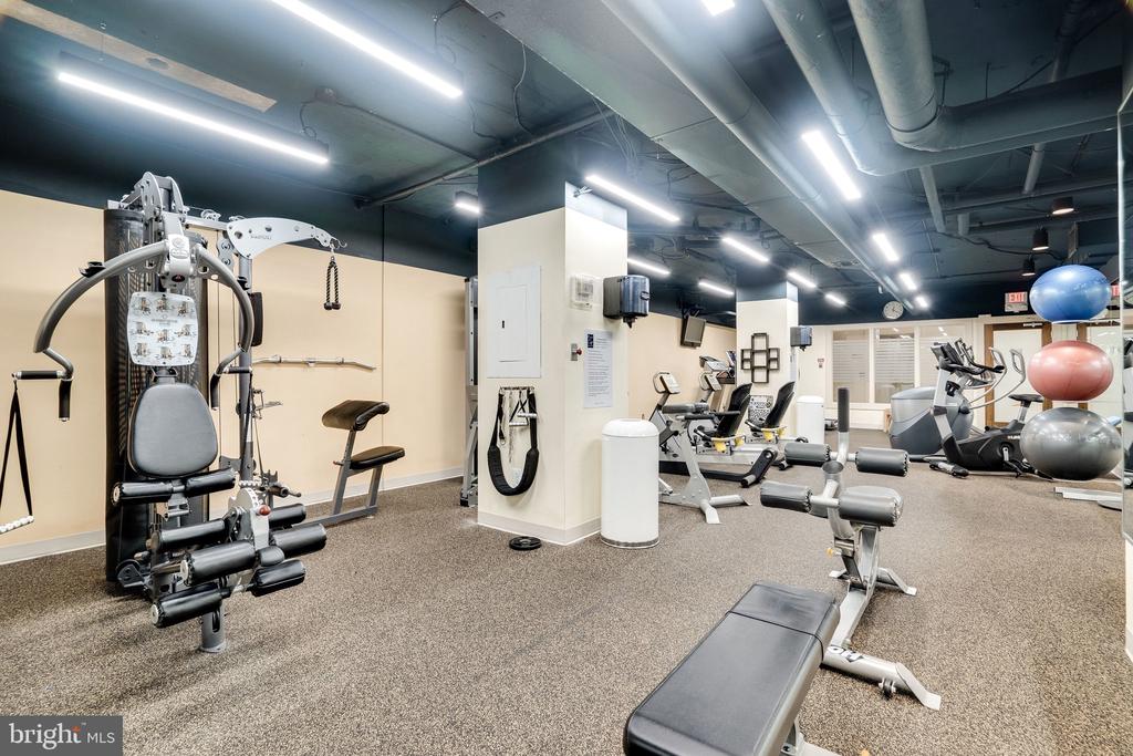 5500 HOLMES RUN PARKWAY 1118