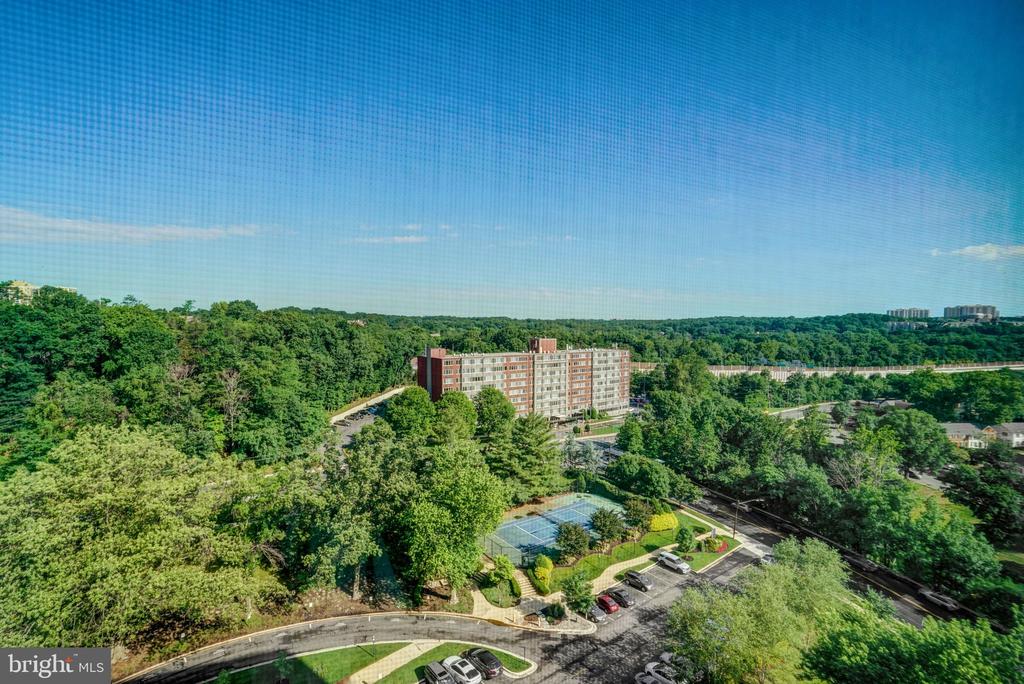 5500 HOLMES RUN PARKWAY 1118
