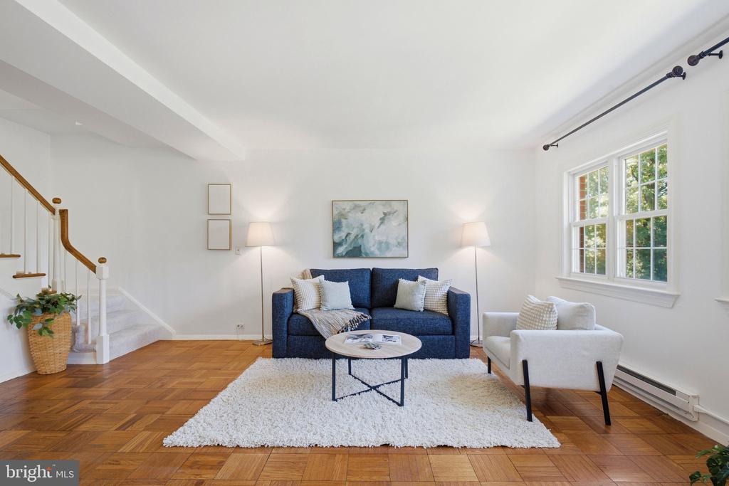 3243 VALLEY DRIVE