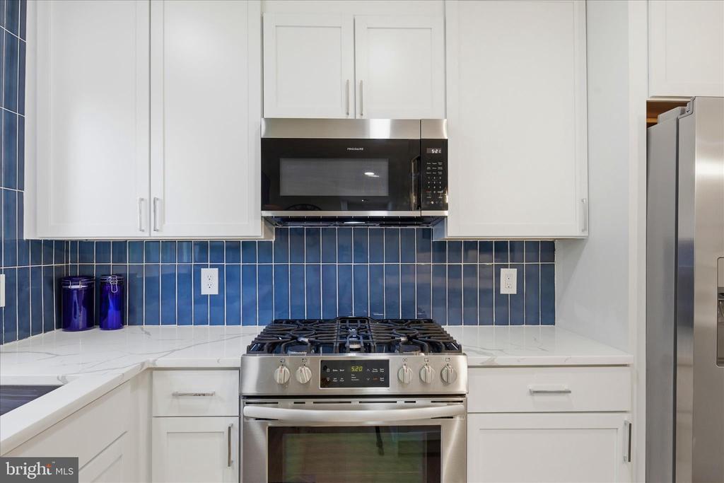 3454 MARTHA CUSTIS DRIVE