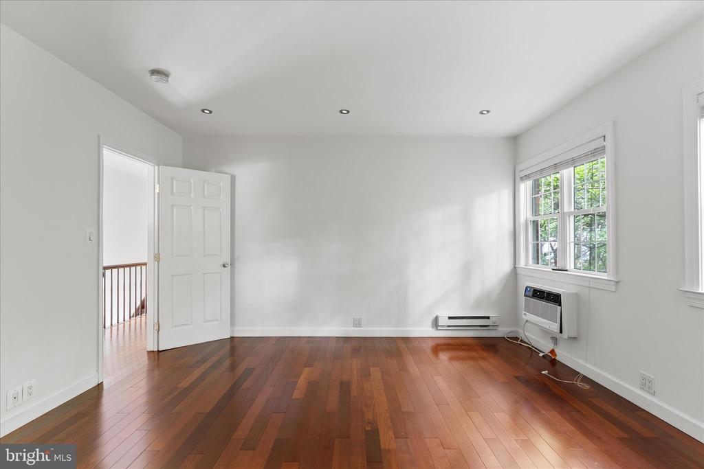 3498 MARTHA CUSTIS DRIVE 317