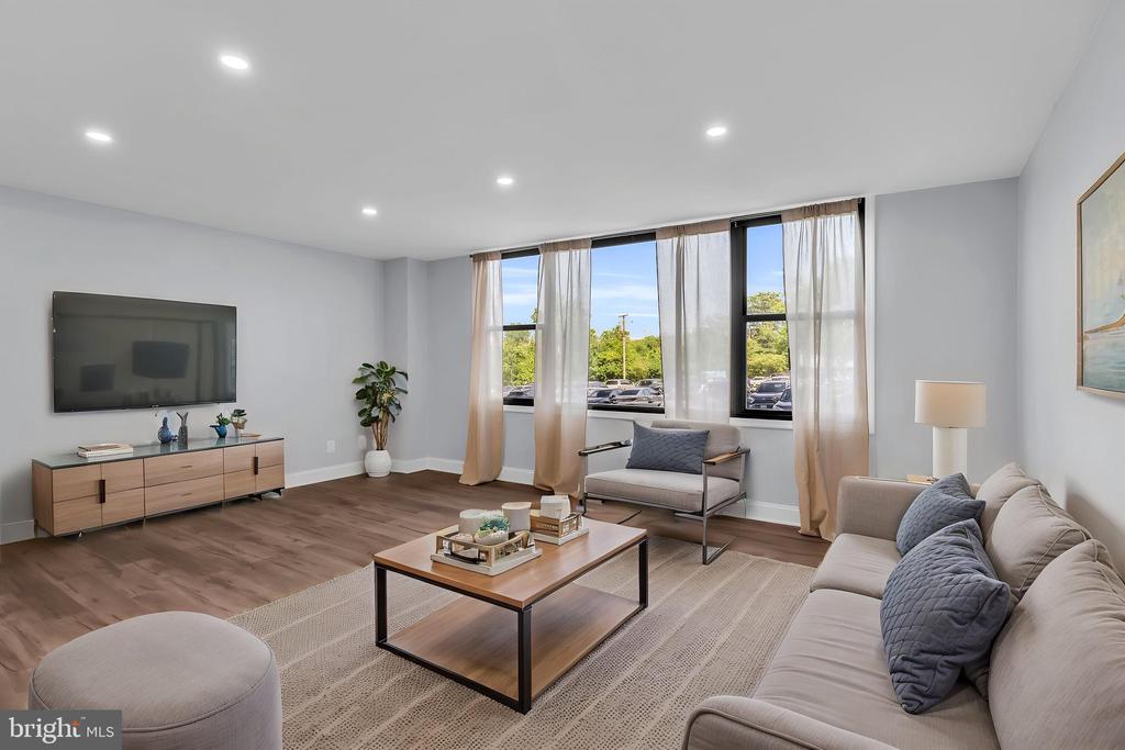 4600 DUKE STREET Unit: 303