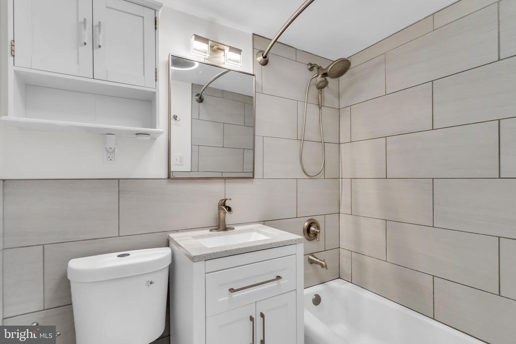 4600 DUKE STREET Unit: 303