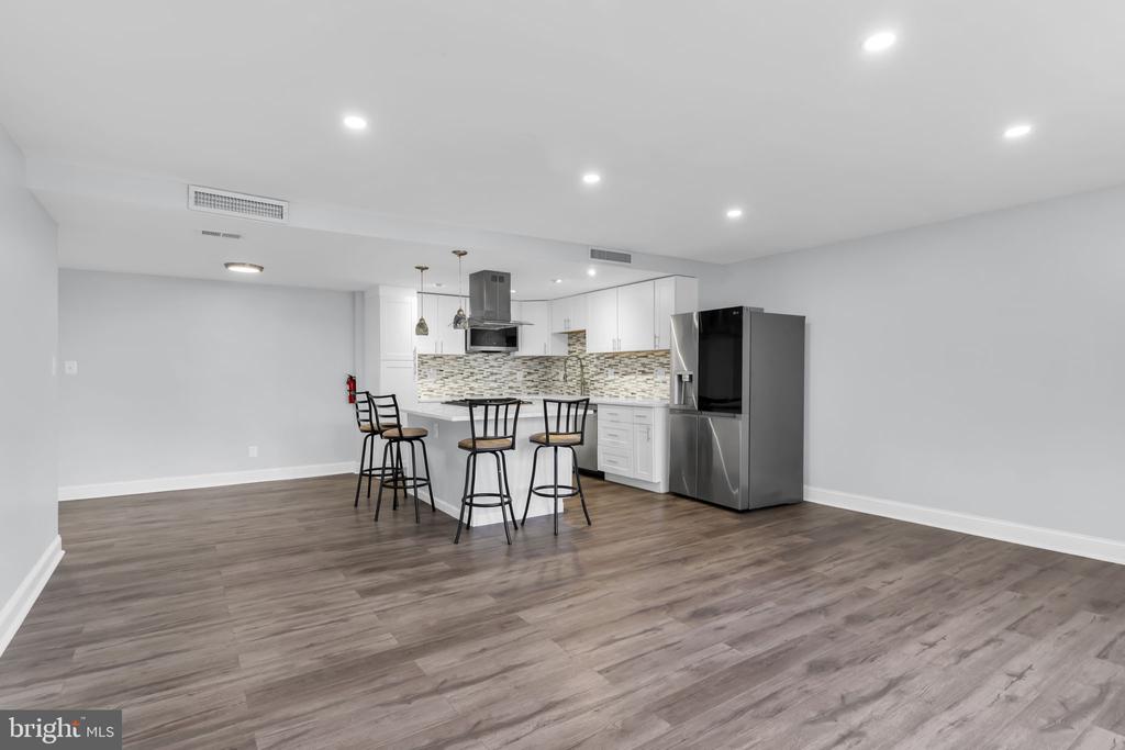 4600 DUKE STREET Unit: 303