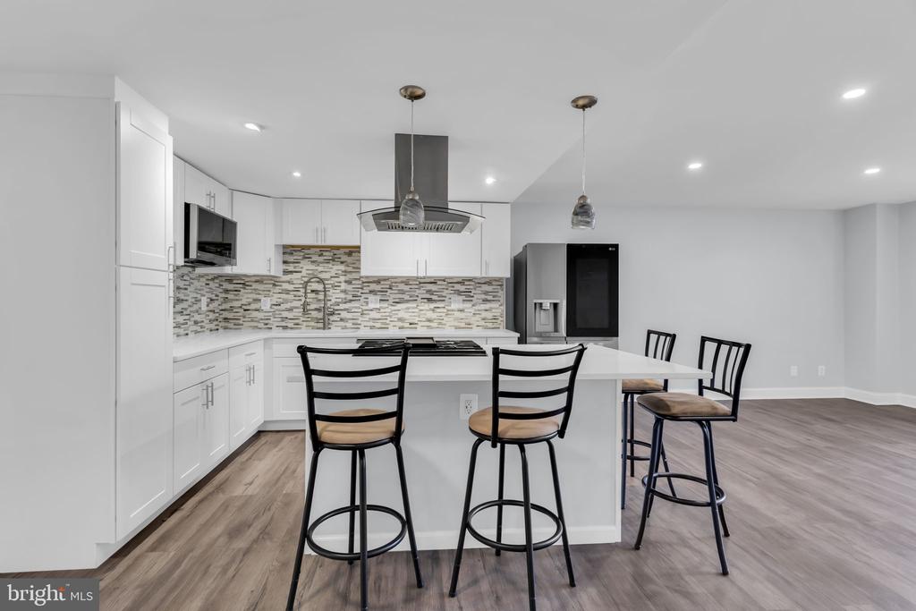 4600 DUKE STREET Unit: 303