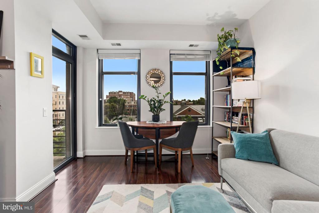 525 N FAYETTE STREET Unit: 413