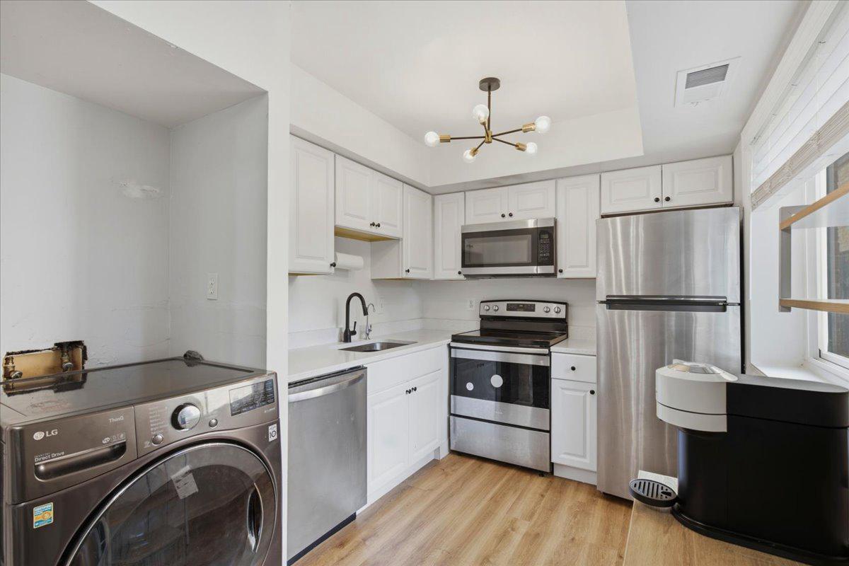 3330 S 28TH STREET Unit: 204
