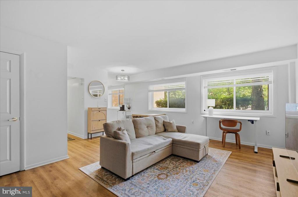 3330 S 28TH STREET Unit: 204