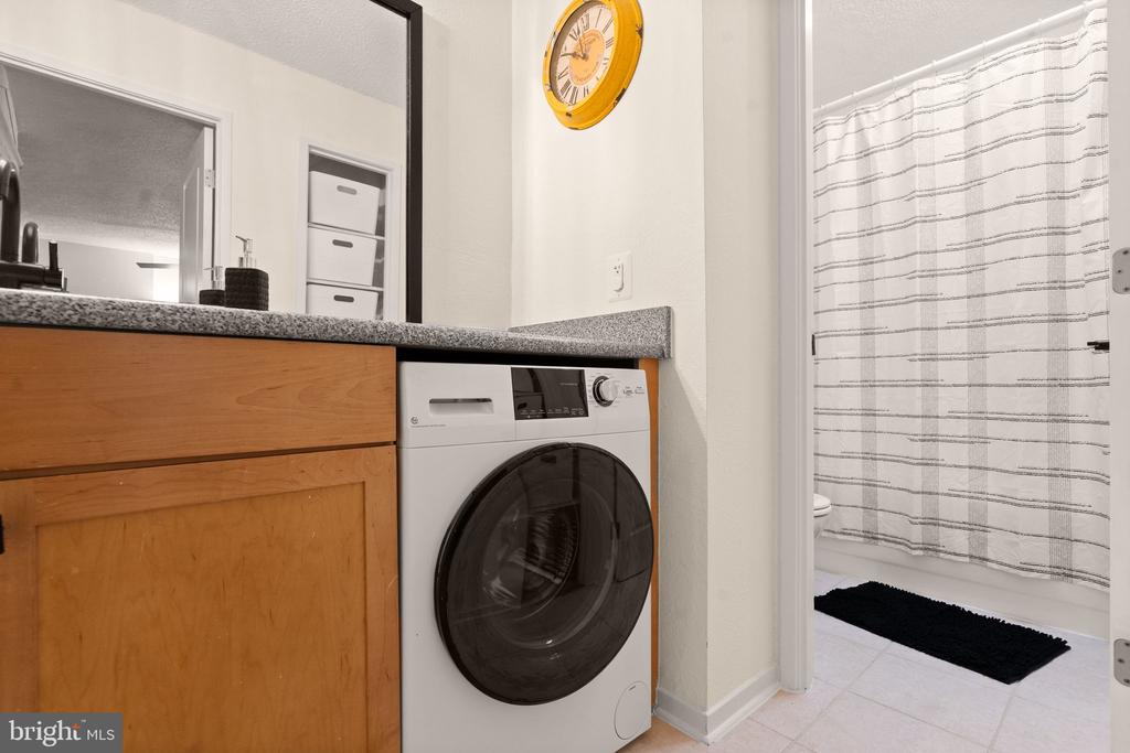 60 VAN DORN Unit: 506