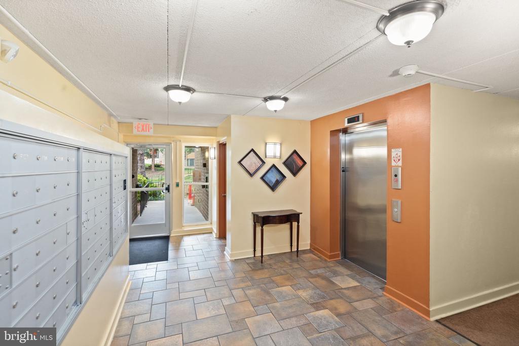 60 VAN DORN Unit: 506