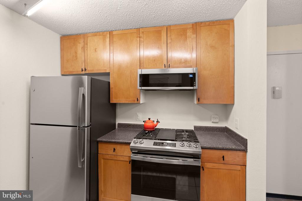 60 VAN DORN Unit: 506