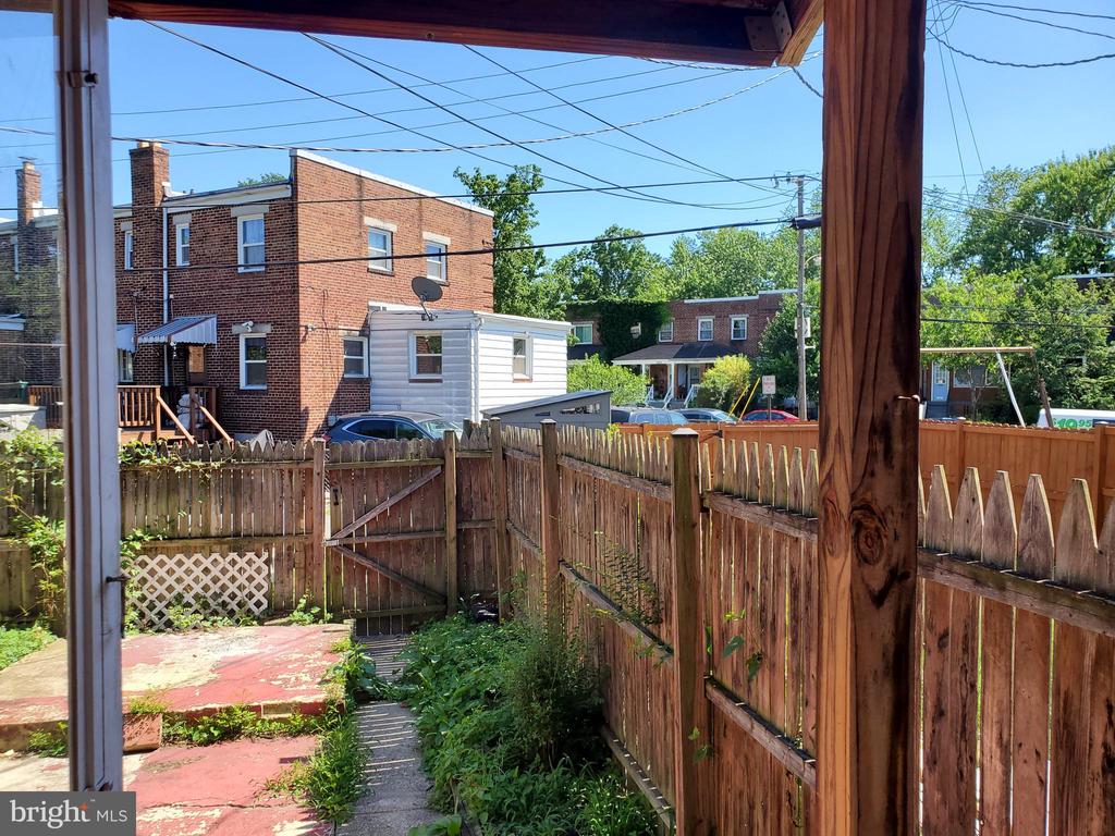 217 LYNHAVEN DRIVE