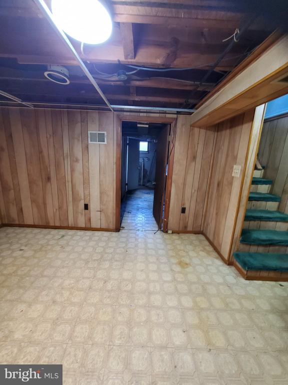 217 LYNHAVEN DRIVE