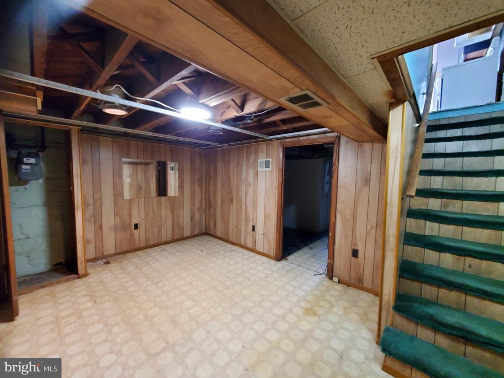217 LYNHAVEN DRIVE