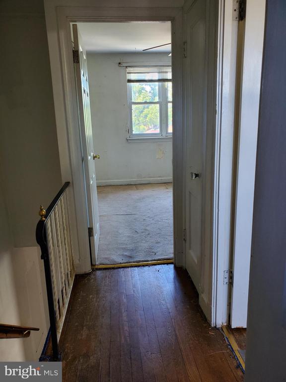 217 LYNHAVEN DRIVE