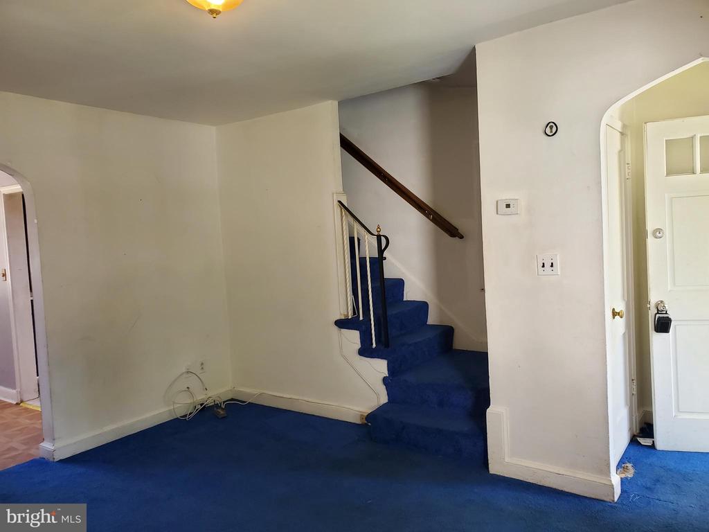217 LYNHAVEN DRIVE